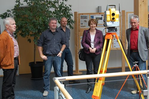 MdL Annette Karl (zweite von rechts) mit Claus Krapf (zweiter von links)
